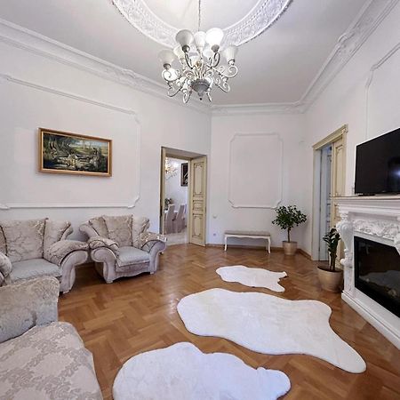 GoldenapartmentΛβιβ Εξωτερικό φωτογραφία
